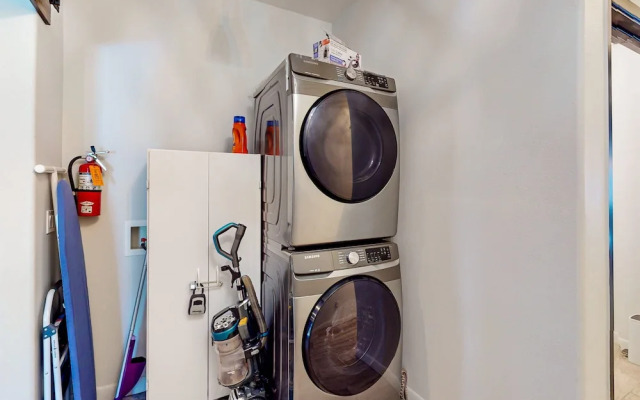 Hillside Hideaway #603