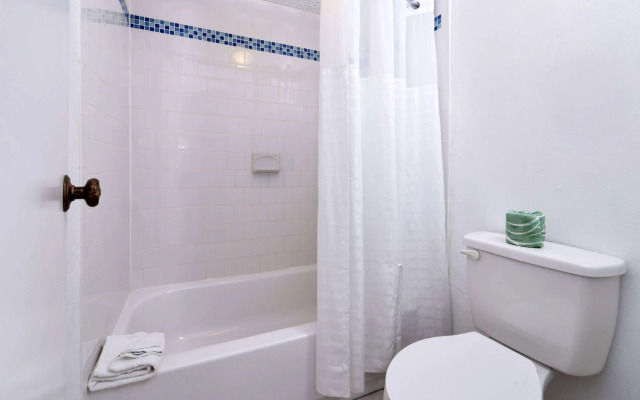 Rodeway Inn Clearwater - Central