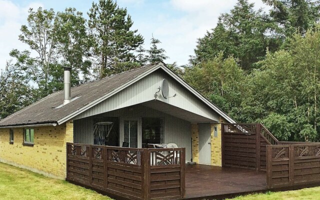 Quaint Holiday Home in Løgstør near Beach