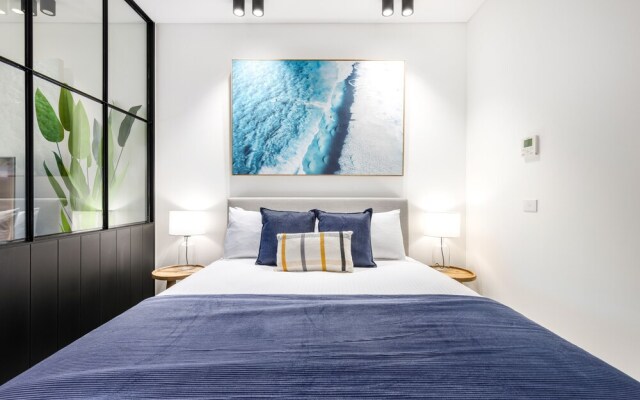 The Surry Apartments by Urban Rest