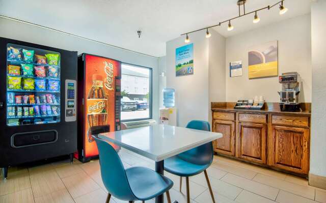 Motel 6 Abbeville, LA