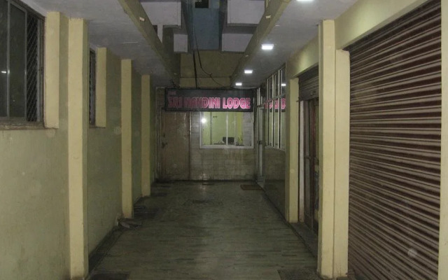 Sri Nandini Lodge