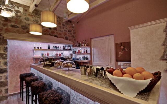 Menalia Villa's & Suites