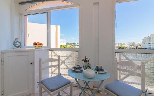 Vilamoura Main Avenue by Homing