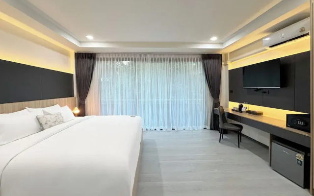 Seaside Naithon Phuket