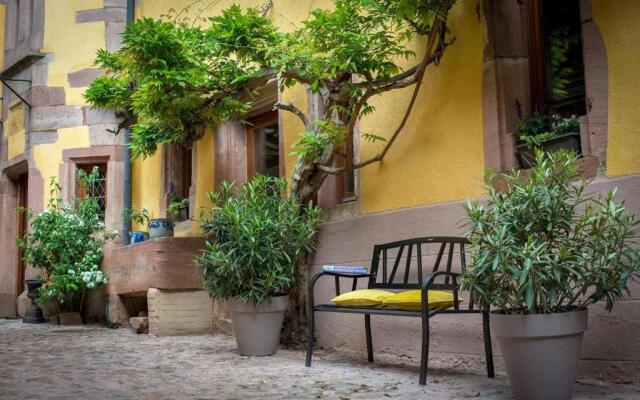 Hotel De La Couronne