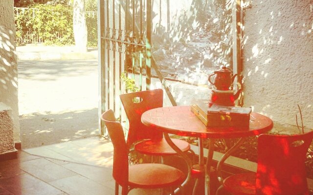 Orhan Kutbay'in Evi Turyolu Cafe Pansiyon