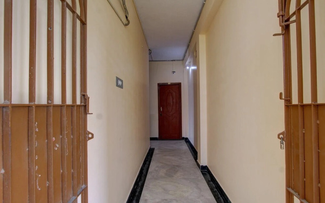 Oyo 38664 Rt Residency