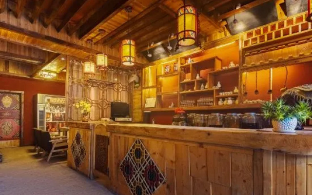 Songpan Rongquzong Bistro Inn