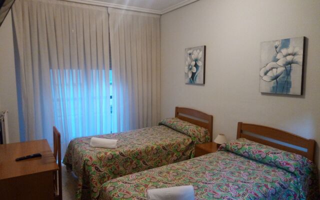 Pensión Cinco Villas