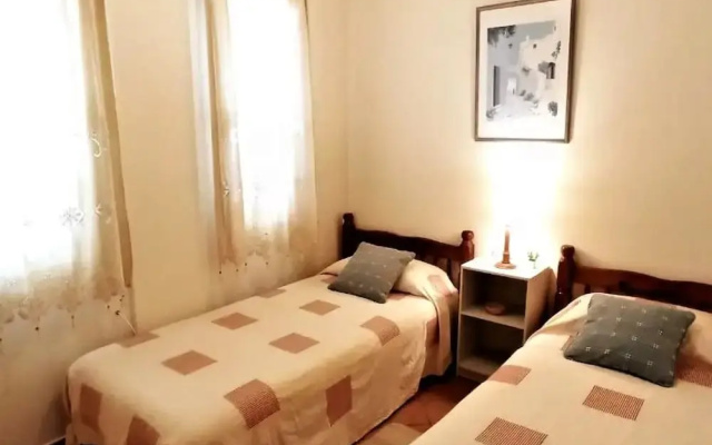 House in Paradisiacal Beach Area La Isleta, Nijar