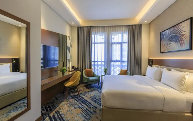 OYO 186 Home Jlt Icon 2Br