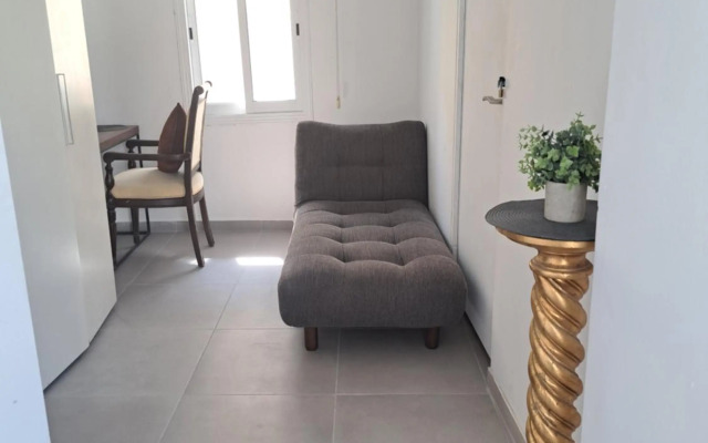 White house City Center