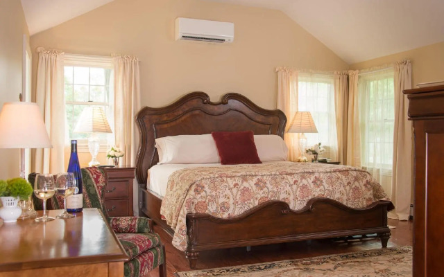 Caldwell House Bed & Breakfast