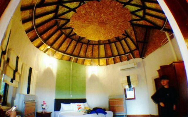 Khemmarat Baandin Resort