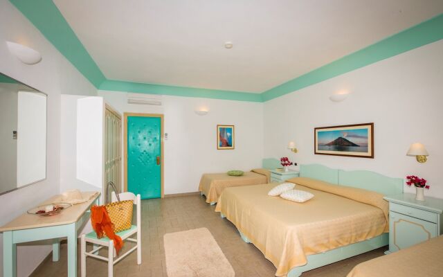 Hotel Ossidiana Stromboli Center