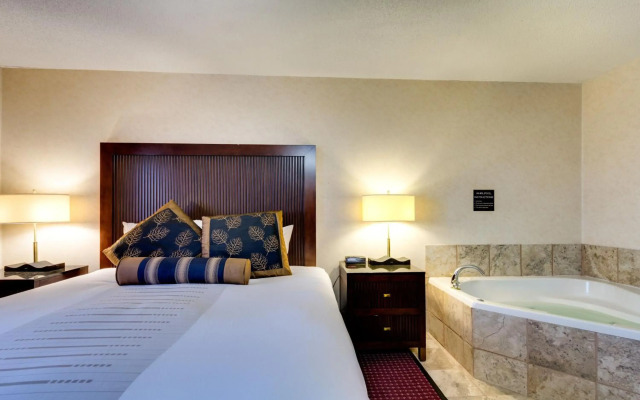 Fireside Inn & Suites