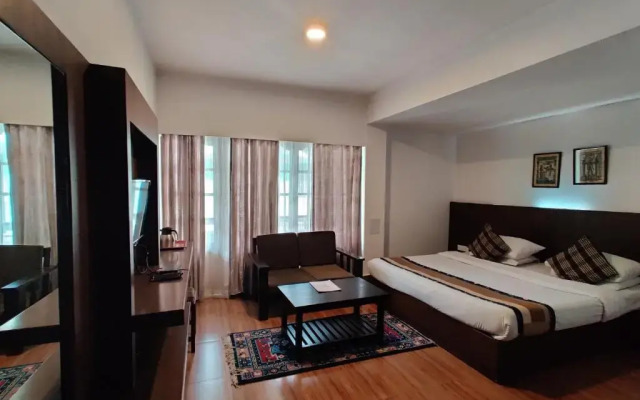 Hotel Tarayana