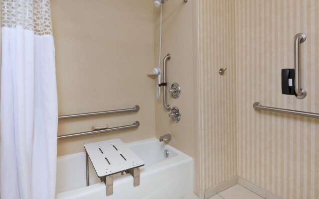 Hampton Inn Detroit/Southgate