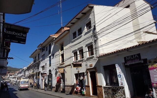 Alojamiento El Turista - Hostel