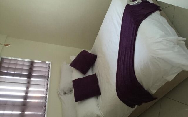 Shangri La Holiday Flats