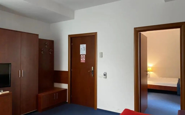 Samaa Hotel