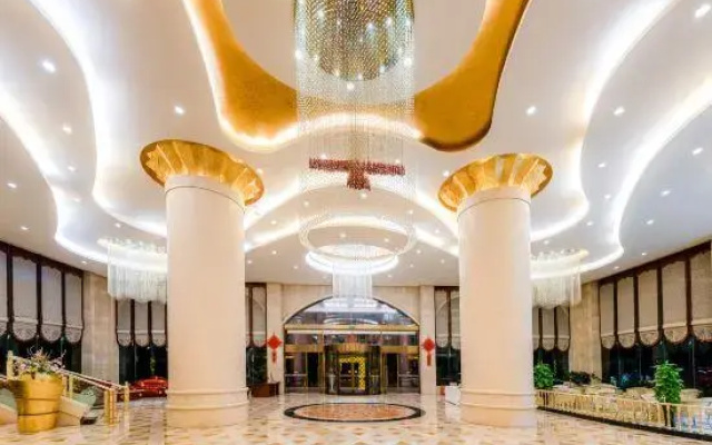 Crown Hotel