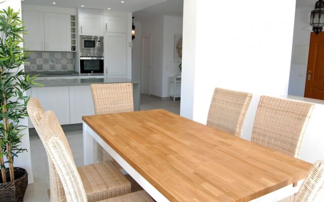 Villa Sandra Top Floor Casasol