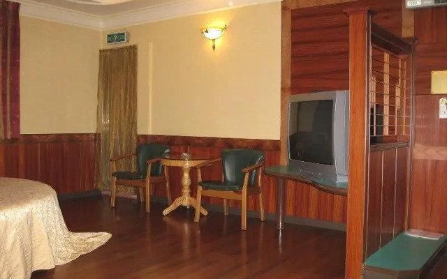 Star Business Motel