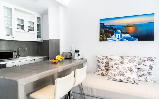 Anna's and Argy's Apartments