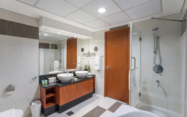 Park Tower by HiGuests Vacation Homes