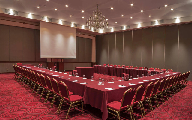 Courtyard by Marriott Mexico City Revolucion