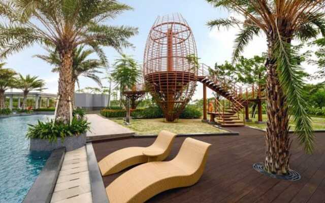 Three-bedrooms, Oakwood Apartments Pik Jakarta