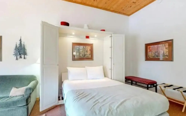 Studio Condo at Gateway Lodge in Keystone