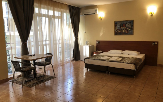 Villa Relaks (Alushta)