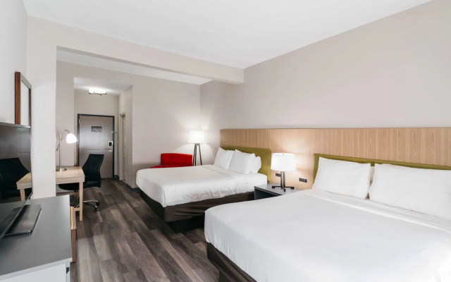 Townhome Inn And Suites