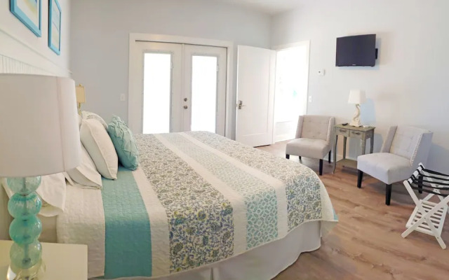 Darien Waterfront Inn