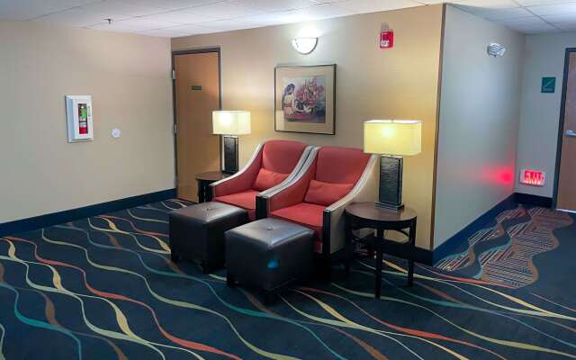 Comfort Inn & Suites Midtown
