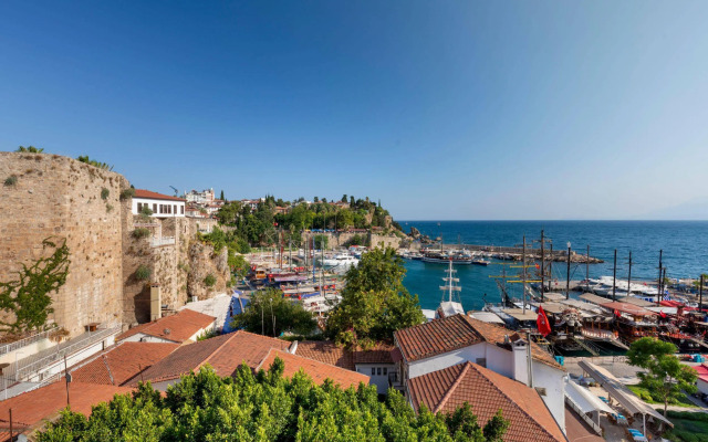 Adalya Port Hotel