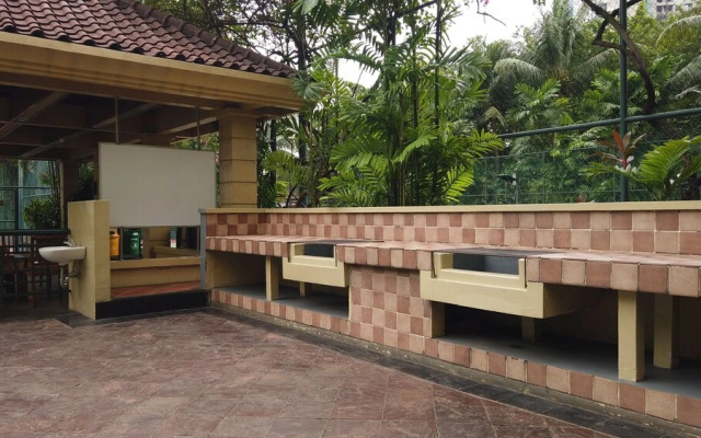 Spacious 3BR at Sudirman Tower Condominium Apartment By Travelio