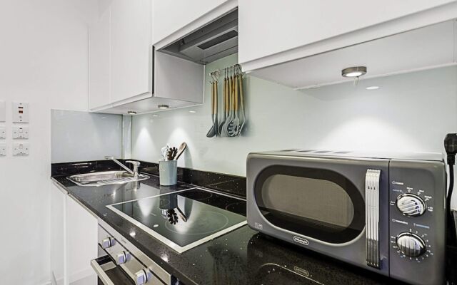 Serene Escape in Covent Garden