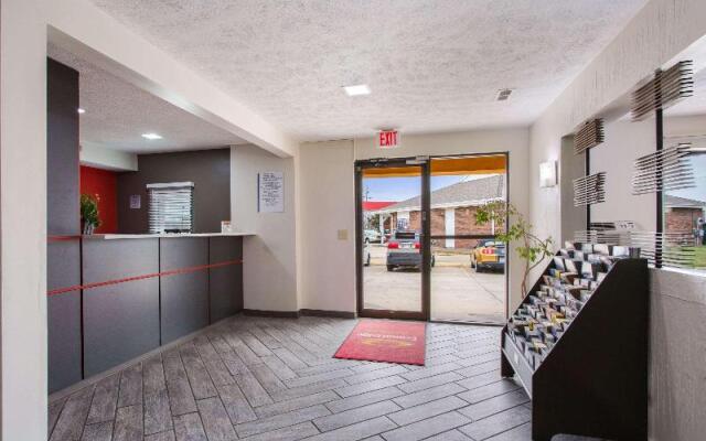 Econo Lodge South Olathe