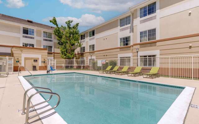 Extended Stay America Suites Pleasanton Chabot Dr