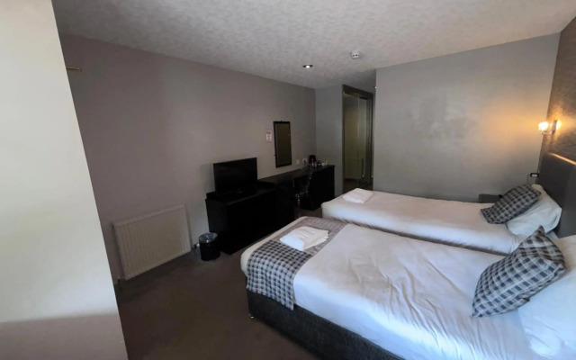 Richmond Park Hotel