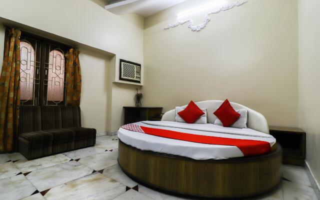 OYO 62282 Elora Guest House