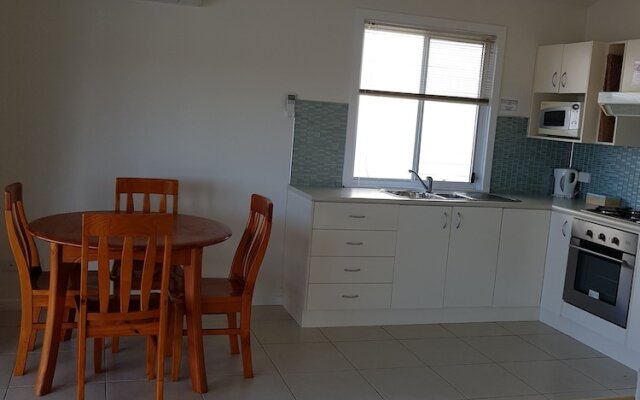 Dolphins Point Tourist Park