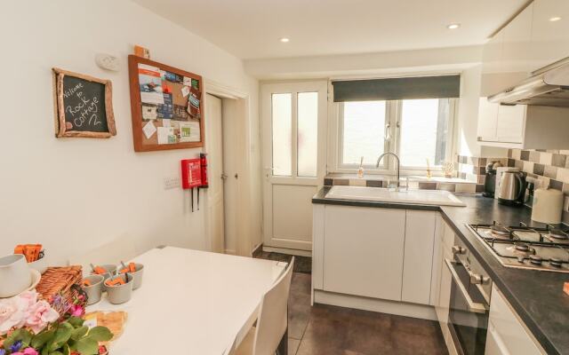 2 Rock Cottage