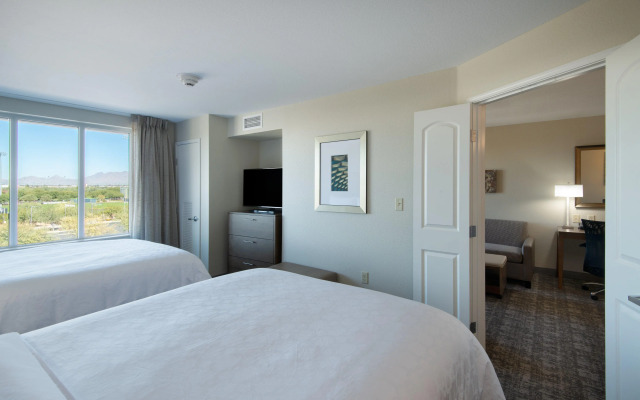 Staybridge Suites Scottsdale - Talking Stick by IHG