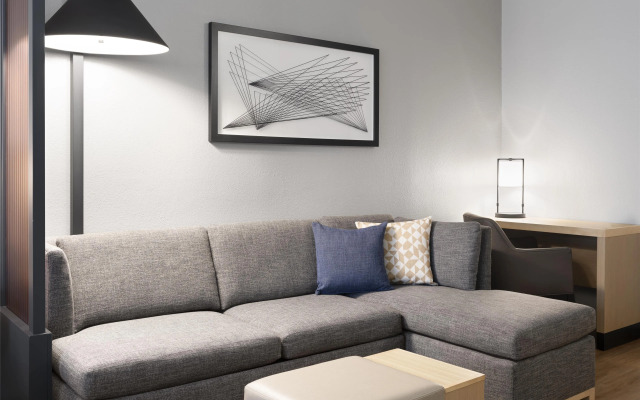 Hyatt Place Dallas/Park Central