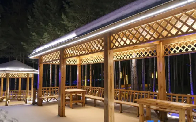 peninsula holiday inn – Outside – Mohe